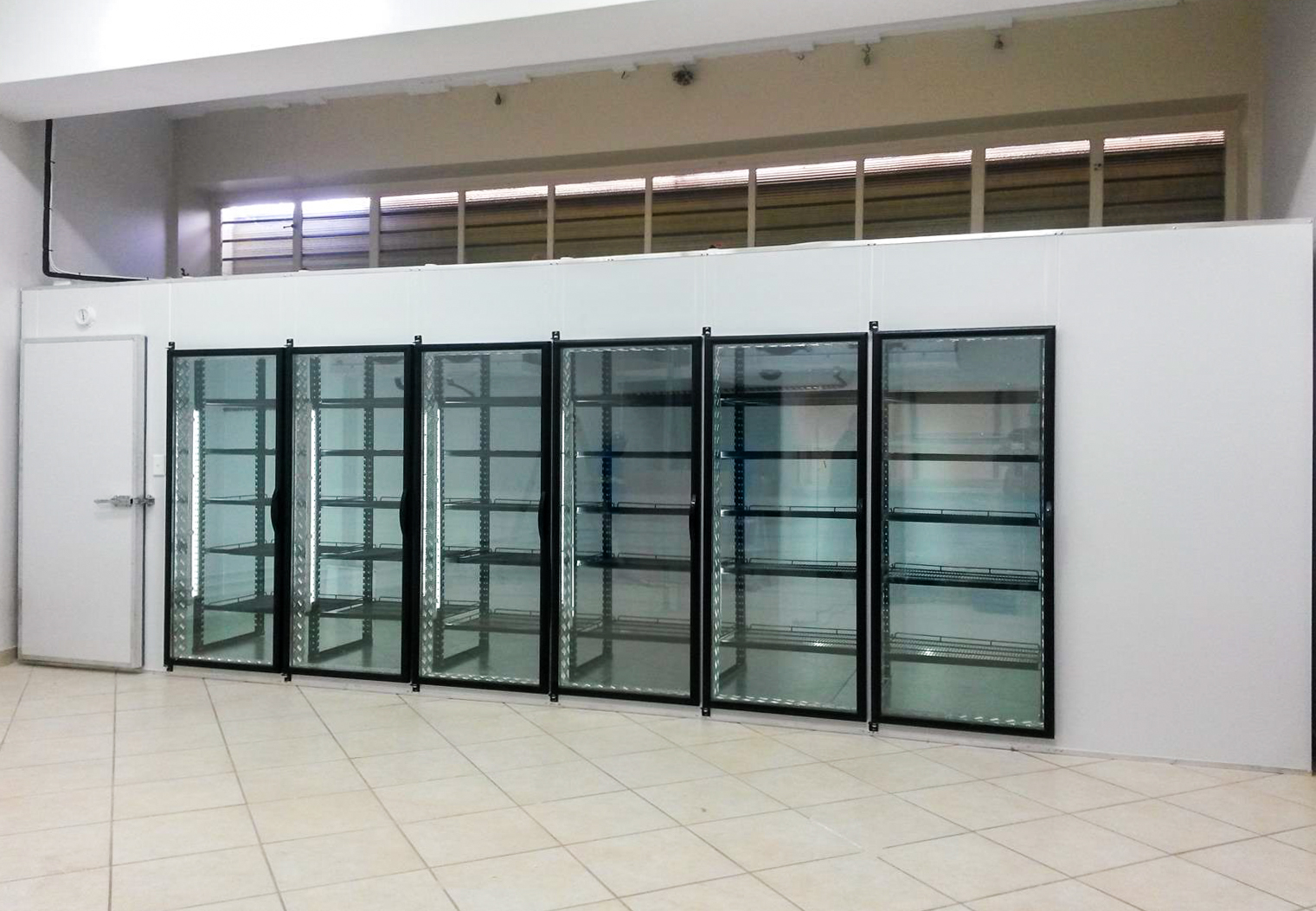 Slam-On glass doors installation 3